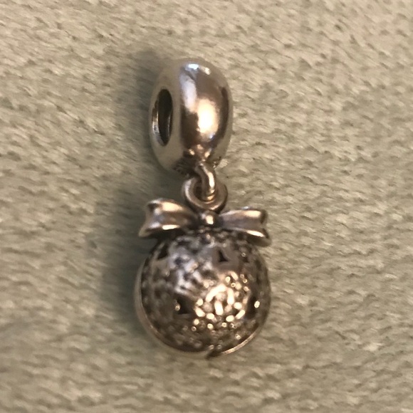 Pandora Limited Edition - Picture 2 of 3